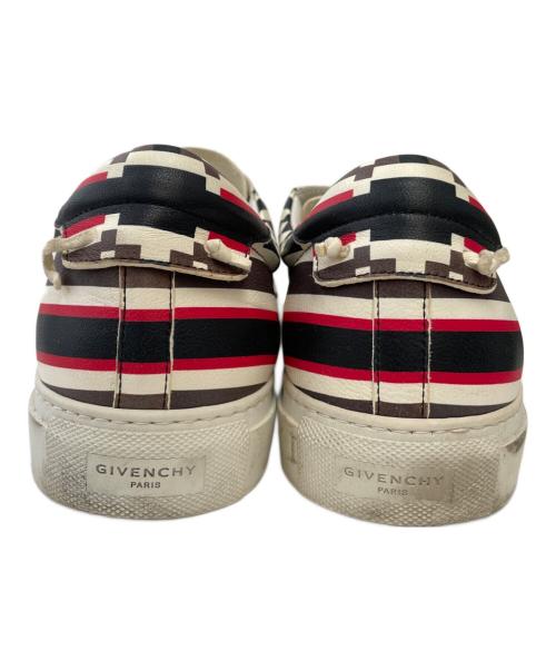 GIVENCHY（ジバンシィ）GIVENCHY (ジバンシィ) ローカットスニーカー ブラック×ホワイト サイズ:43の古着・服飾アイテム
