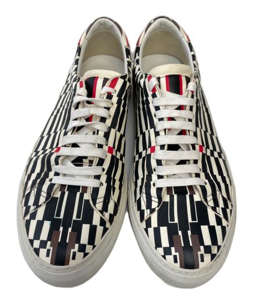 GIVENCHY（ジバンシィ）GIVENCHY (ジバンシィ) ローカットスニーカー ブラック×ホワイト サイズ:43の古着・服飾アイテム