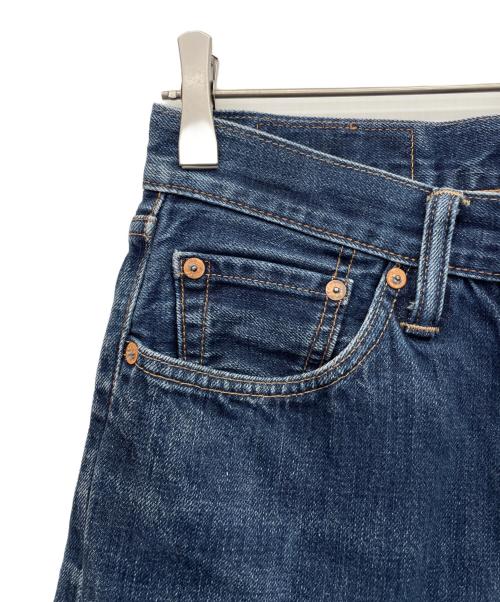 LEVI'S（リーバイス）LEVI'S (リーバイス) ストレートデニムパンツ ブルー サイズ:Ｗ28Ｌ34の古着・服飾アイテム