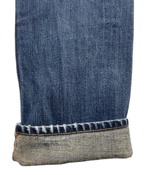 LEVI'S（リーバイス）LEVI'S (リーバイス) ストレートデニムパンツ ブルー サイズ:Ｗ28Ｌ34の古着・服飾アイテム