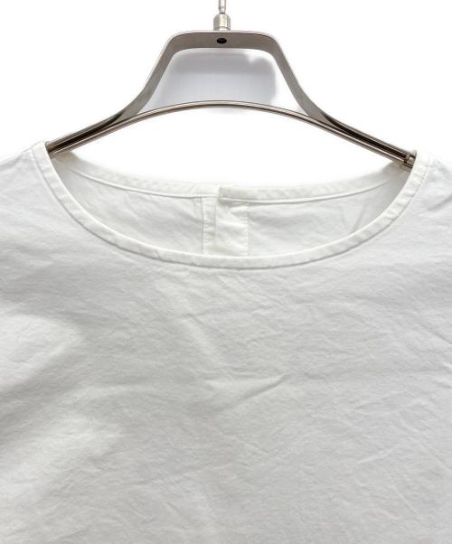 SOLAMONAT LARME（ソラモナラーム）SOLAMONAT LARME (ソラモナラーム) ラウンドヘムプルオーバー ホワイト サイズ:-の古着・服飾アイテム