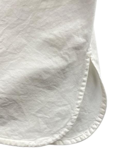 SOLAMONAT LARME（ソラモナラーム）SOLAMONAT LARME (ソラモナラーム) ラウンドヘムプルオーバー ホワイト サイズ:-の古着・服飾アイテム