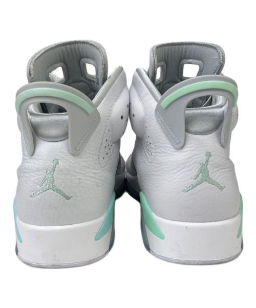 NIKE（ナイキ）NIKE (ナイキ) WMNS AIR JORDAN 6 RETRO（ウィメンズ エア ジョーダン 6 レトロ ） ホワイト×グレー サイズ:28.5の古着・服飾アイテム