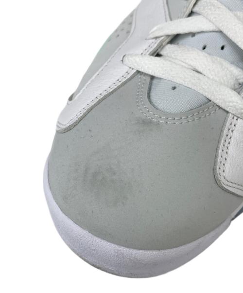 NIKE（ナイキ）NIKE (ナイキ) WMNS AIR JORDAN 6 RETRO（ウィメンズ エア ジョーダン 6 レトロ ） ホワイト×グレー サイズ:28.5の古着・服飾アイテム