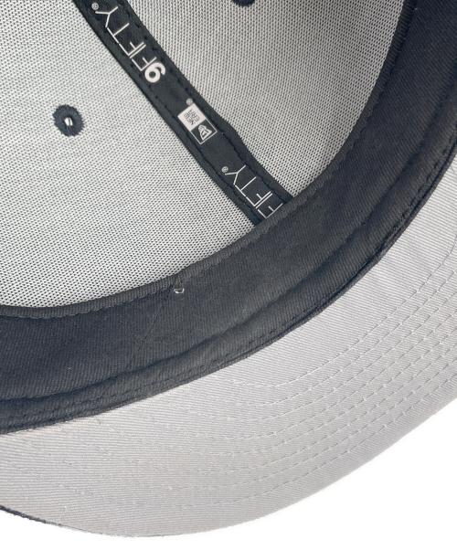 New Era（ニューエラ）New Era (ニューエラ) Schott (ショット) キャップ グレー×ネイビー サイズ:9FIFTYの古着・服飾アイテム