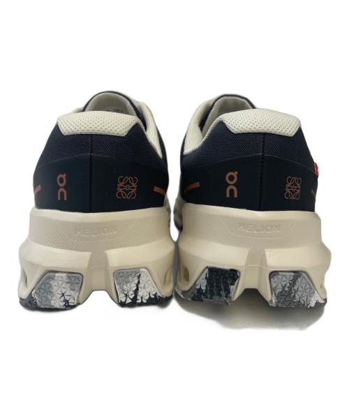 LOEWE（ロエベ）LOEWE (ロエベ) Cloudventure（クラウドベンチャー） ブラック×ホワイト サイズ:25の古着・服飾アイテム