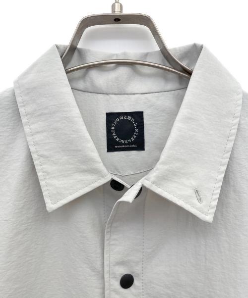 山と道（ヤマトミチ）山と道 (ヤマトミチ) Taslan Coach Jacket（タスラン コーチジャケット） ライトグレー サイズ:Ｓの古着・服飾アイテム