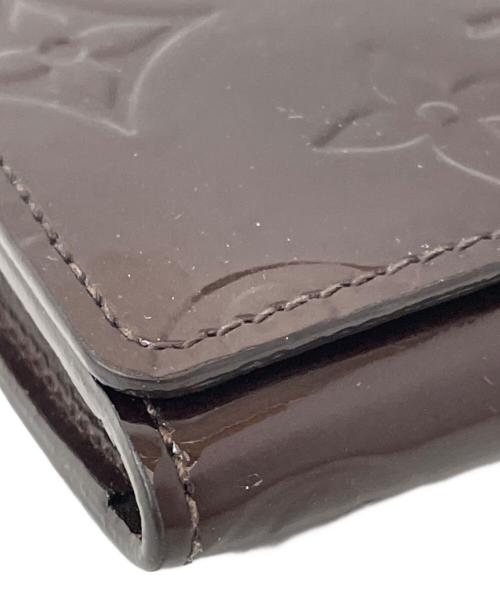 LOUIS VUITTON（ルイ ヴィトン）LOUIS VUITTON (ルイ ヴィトン) カードケース　アンヴェロップ・カルトドゥヴィジット アマラントの古着・服飾アイテム
