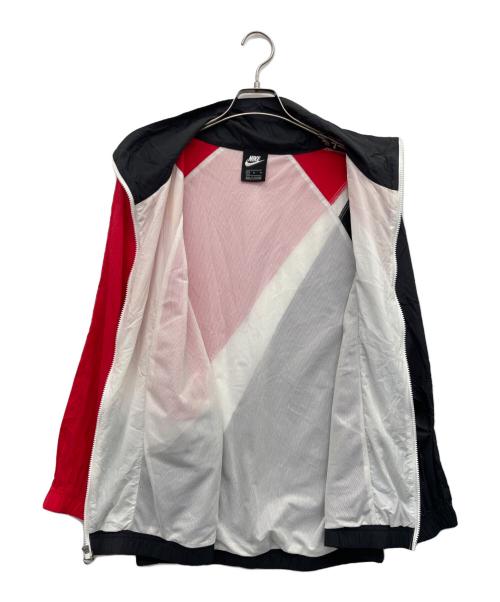 NIKE（ナイキ）NIKE (ナイキ) ナイロンジャケット ホワイト×レッド×ブラック サイズ:Mの古着・服飾アイテム