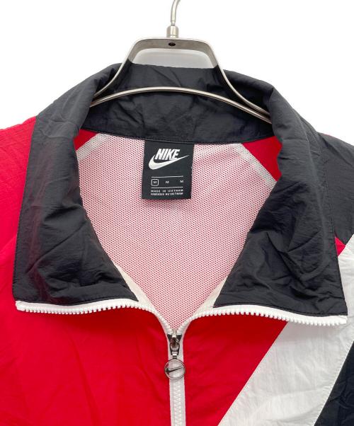NIKE（ナイキ）NIKE (ナイキ) ナイロンジャケット ホワイト×レッド×ブラック サイズ:Mの古着・服飾アイテム