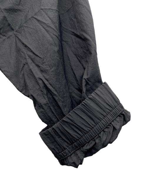 NIKE（ナイキ）NIKE (ナイキ) ナイロンジャケット ホワイト×レッド×ブラック サイズ:Mの古着・服飾アイテム