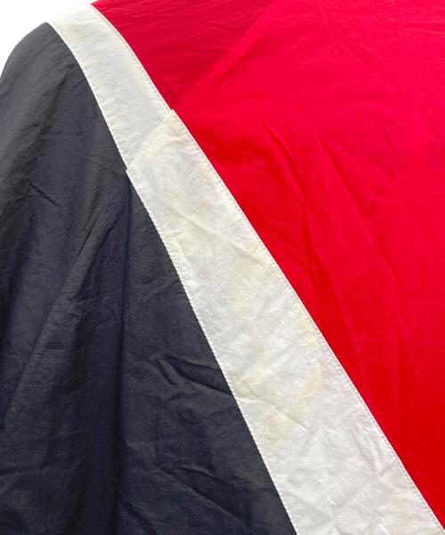 NIKE（ナイキ）NIKE (ナイキ) ナイロンジャケット ホワイト×レッド×ブラック サイズ:Mの古着・服飾アイテム