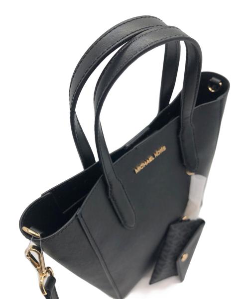 MICHAEL KORS（マイケル・コース）MICHAEL KORS (マイケル・コース) 2WAYバッグ ブラック 未使用品の古着・服飾アイテム