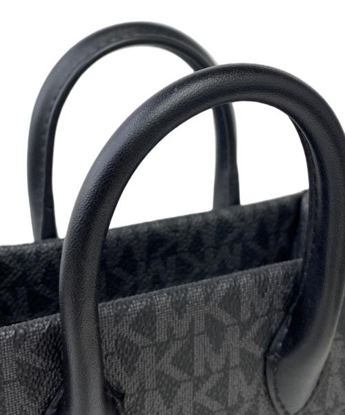 MICHAEL KORS（マイケル・コース）MICHAEL KORS (マイケルコース) ショルダーバッグ ブラックの古着・服飾アイテム