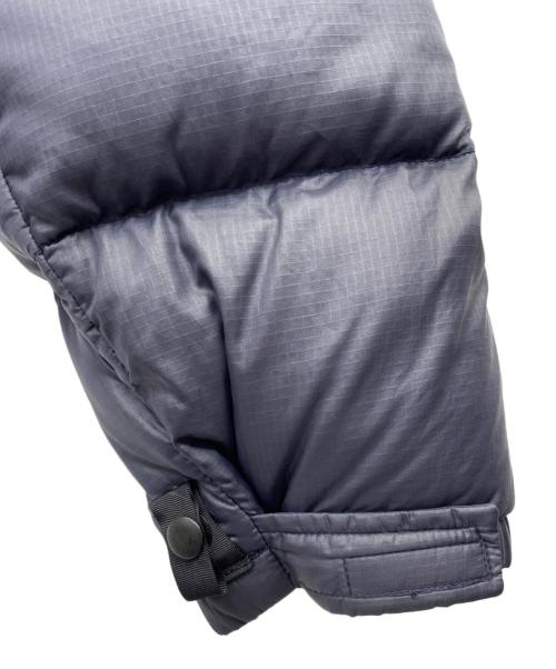 THE NORTH FACE（ザ ノース フェイス）THE NORTH FACE (ザ ノース フェイス) Nuptse Jacket（ヌプシダウンジャケット） ネイビー×ブラック サイズ:Ｍの古着・服飾アイテム