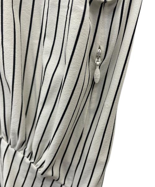 LOUIS VUITTON（ルイ ヴィトン）LOUIS VUITTON (ルイ ヴィトン) ノースリーブブラウス ホワイト サイズ:36の古着・服飾アイテム