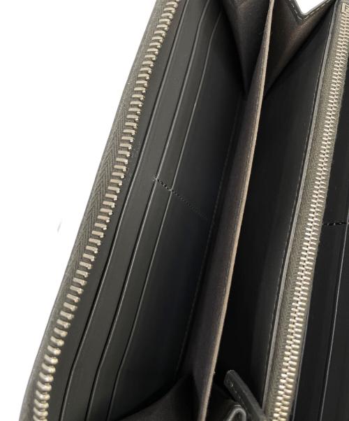 FENDI（フェンディ）FENDI (フェンディ) 長財布 グレーの古着・服飾アイテム