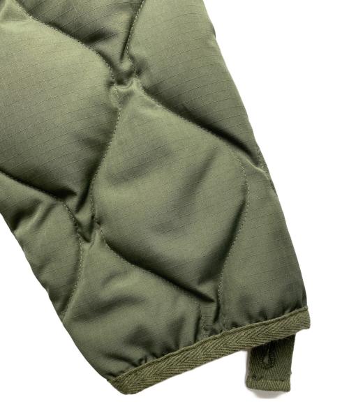 TAION（タイオン）TAION (タイオン) ミリタリー クルーネック ダウンジャケット グリーン サイズ:XLの古着・服飾アイテム