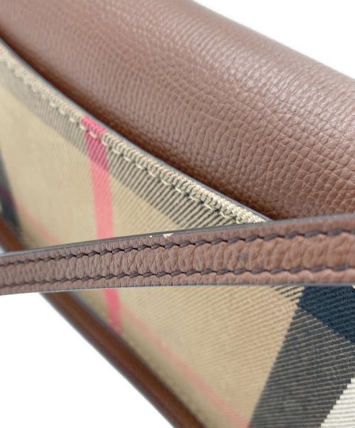 BURBERRY（バーバリー）BURBERRY (バーバリー) ショルダーバッグ ブラウンの古着・服飾アイテム
