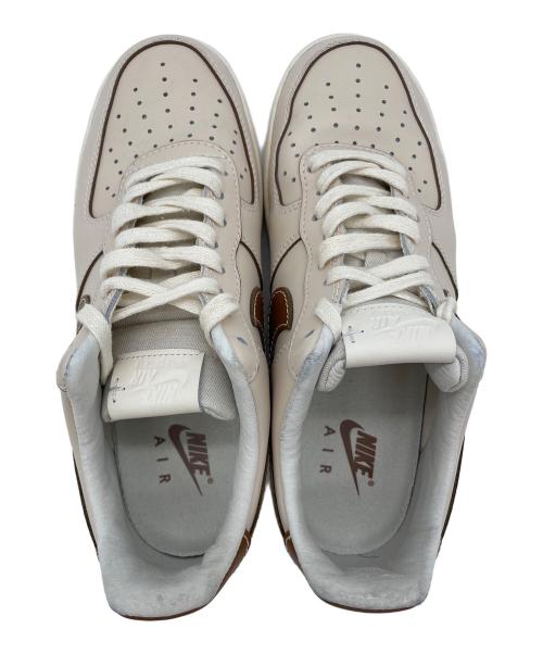 NIKE（ナイキ）NIKE (ナイキ) AIR FORCE1 07 ホワイト×ブラウン サイズ:26.5cmの古着・服飾アイテム