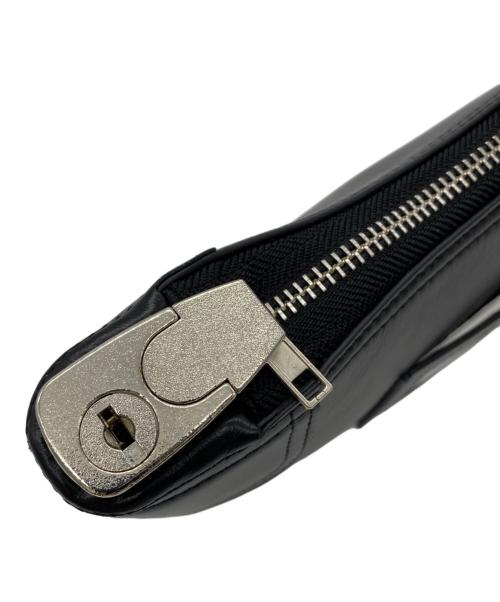 SUPREME（シュプリーム）SUPREME (シュプリーム) クラッチバッグ ブラックの古着・服飾アイテム