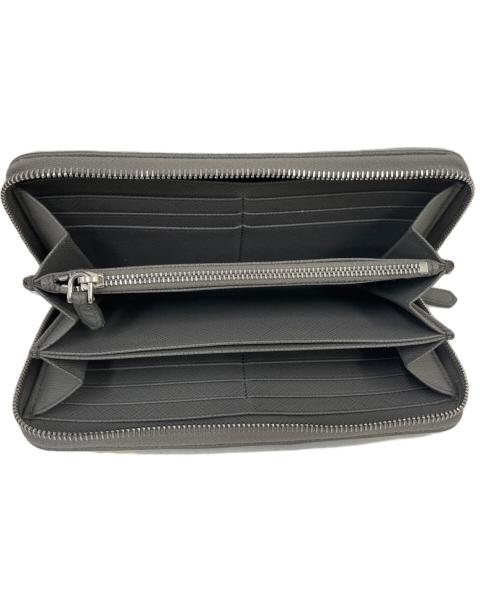 PRADA（プラダ）PRADA (プラダ) ラウンドファスナー財布の古着・服飾アイテム