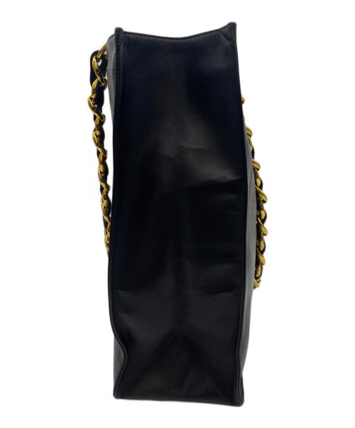 CHANEL（シャネル）CHANEL (シャネル) チェーントートバッグ ブラックの古着・服飾アイテム