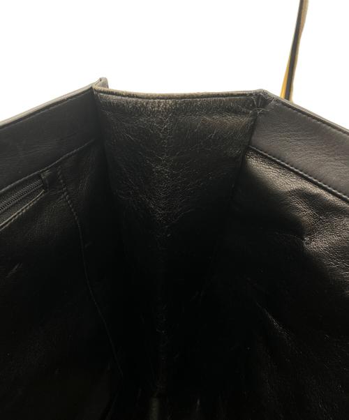 CHANEL（シャネル）CHANEL (シャネル) チェーントートバッグ ブラックの古着・服飾アイテム