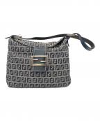 FENDIフェンディ）の古着「ショルダーバッグ」｜ベージュ