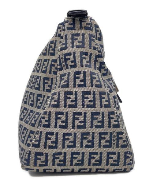 FENDI（フェンディ）FENDI (フェンディ) ショルダーバッグ ベージュの古着・服飾アイテム