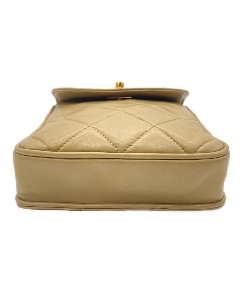CHANEL（シャネル）CHANEL (シャネル) ウエストバッグ ベージュの古着・服飾アイテム