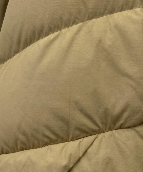 WOOLRICH（ウールリッチ）WOOLRICH (ウールリッチ) ダウンジャケット ベージュ サイズ:Mの古着・服飾アイテム