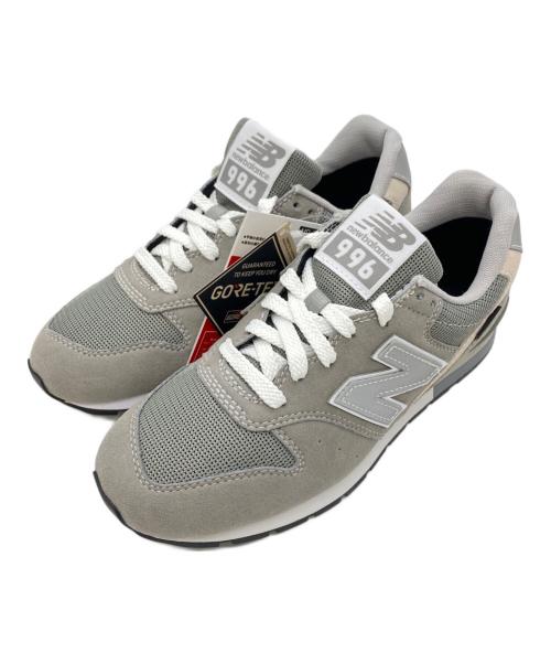 NEW BALANCE（ニューバランス）NEW BALANCE (ニューバランス) ローカットスニーカー ライトグレー×ホワイト サイズ:23.5㎝の古着・服飾アイテム