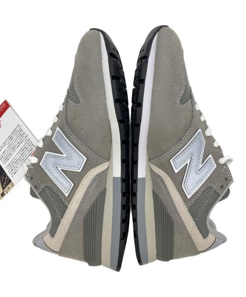 NEW BALANCE（ニューバランス）NEW BALANCE (ニューバランス) ローカットスニーカー ライトグレー×ホワイト サイズ:23.5㎝の古着・服飾アイテム