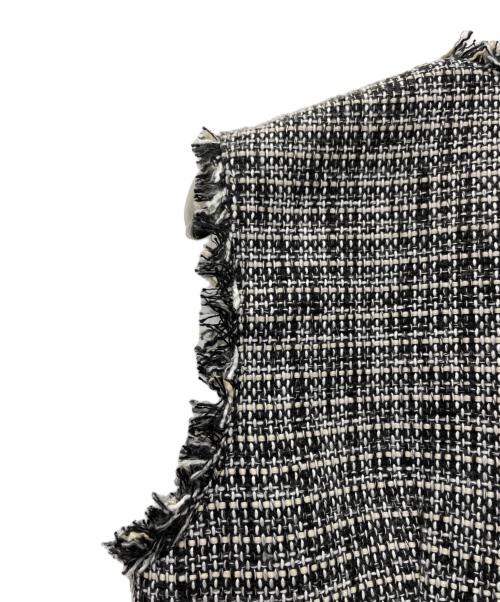 NATURAL BEAUTY BASIC（ナチュラルビューティーベーシック）NATURAL BEAUTY BASIC (ナチュラルビューティーベーシック) ペプラムツイードジレ グレー サイズ:Ｓの古着・服飾アイテム