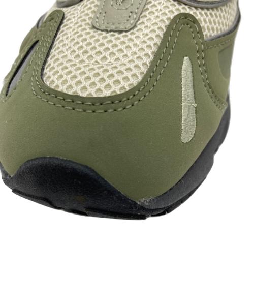 NEW BALANCE（ニューバランス）NEW BALANCE (ニューバランス) ローカットスニーカー オリーブ×ホワイト サイズ:26.5の古着・服飾アイテム