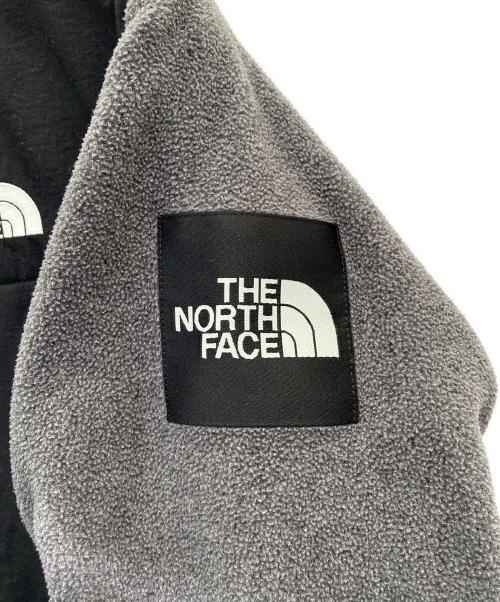 THE NORTH FACE（ザ ノース フェイス）THE NORTH FACE (ザ ノース フェイス) デナリジャケット グレー×ブラック サイズ:Ｍの古着・服飾アイテム