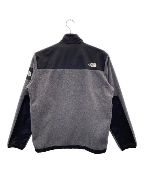 THE NORTH FACE（ザ ノース フェイス）THE NORTH FACE (ザ ノース フェイス) デナリジャケット グレー×ブラック サイズ:Ｍの古着・服飾アイテム