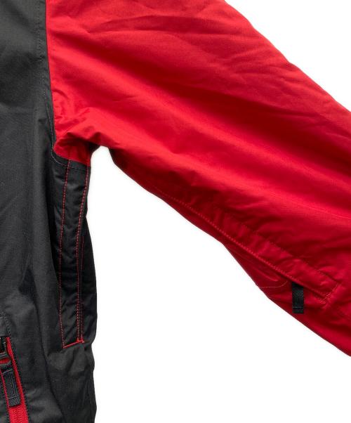 NIKE SB（ナイキエスビー）NIKE SB (ナイキエスビー) 中綿ジャケット レッド×ブラック サイズ:Ｍの古着・服飾アイテム