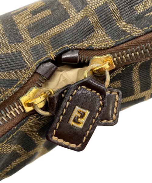 FENDI（フェンディ）FENDI (フェンディ) ショルダーバッグ ブラウンの古着・服飾アイテム