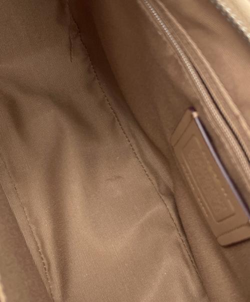 COACH（コーチ）COACH (コーチ) テリ ホーボー バッグ ベージュの古着・服飾アイテム