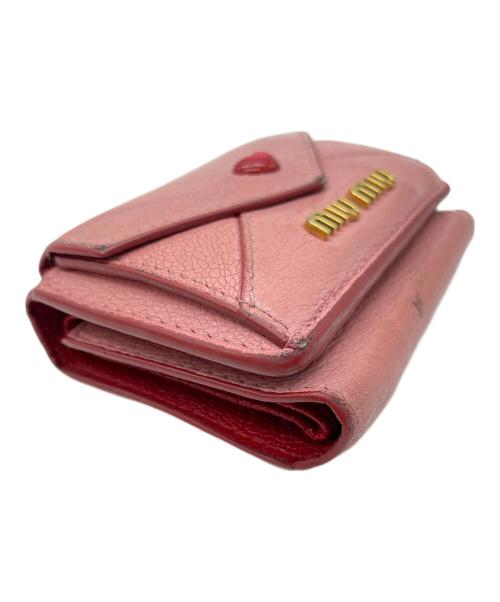 MIU MIU（ミュウミュウ）MIU MIU (ミュウミュウ) 3つ折り財布の古着・服飾アイテム