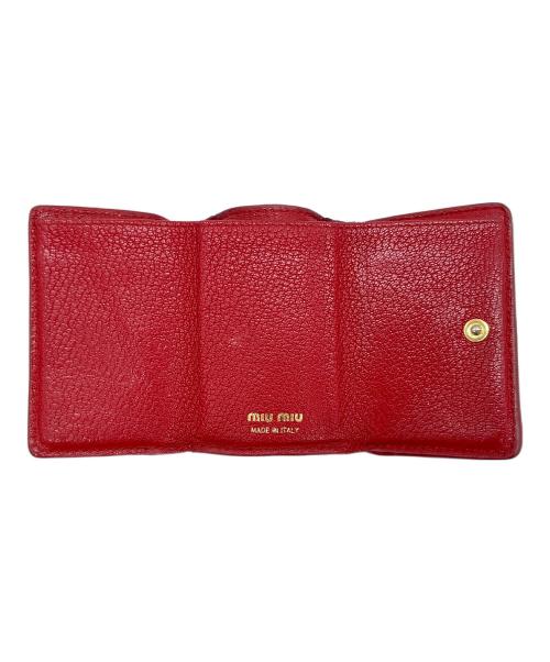 MIU MIU（ミュウミュウ）MIU MIU (ミュウミュウ) 3つ折り財布の古着・服飾アイテム