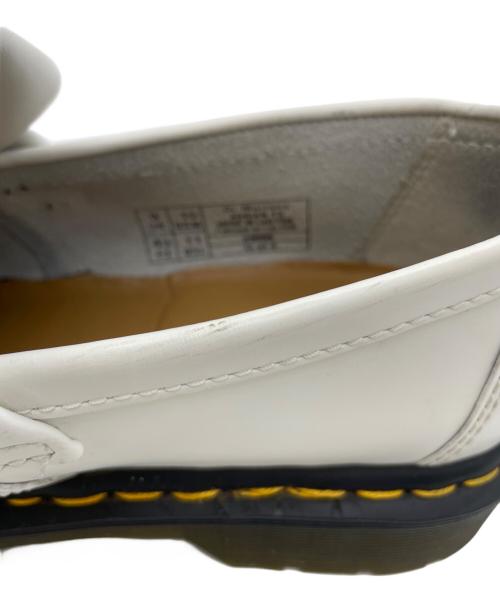 Dr.Martens（ドクターマーチン）Dr.Martens (ドクターマーチン) タッセルローファー ホワイト サイズ:UK9　EU43の古着・服飾アイテム