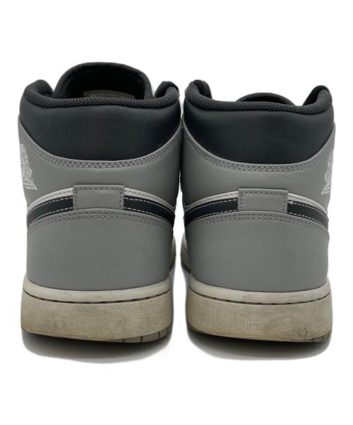 NIKE（ナイキ）NIKE (ナイキ) Air Jordan 1 Mid（エアジョーダン1 ミッド） グレー×ホワイト サイズ:28㎝の古着・服飾アイテム