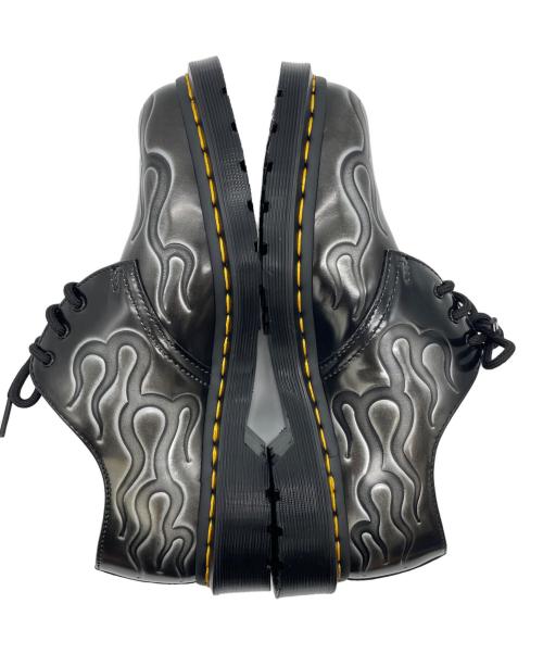 Dr.Martens（ドクターマーチン）Dr.Martens (ドクターマーチン) INFERNO 3 ホール シューズ ブラック×シルバー サイズ:UK7の古着・服飾アイテム