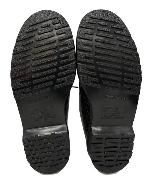 Dr.Martens（ドクターマーチン）Dr.Martens (ドクターマーチン) INFERNO 3 ホール シューズ ブラック×シルバー サイズ:UK7の古着・服飾アイテム