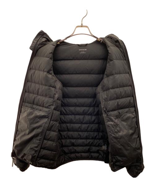 COACH（コーチ）COACH (コーチ) ダウンコート ブラック サイズ:Ｓの古着・服飾アイテム