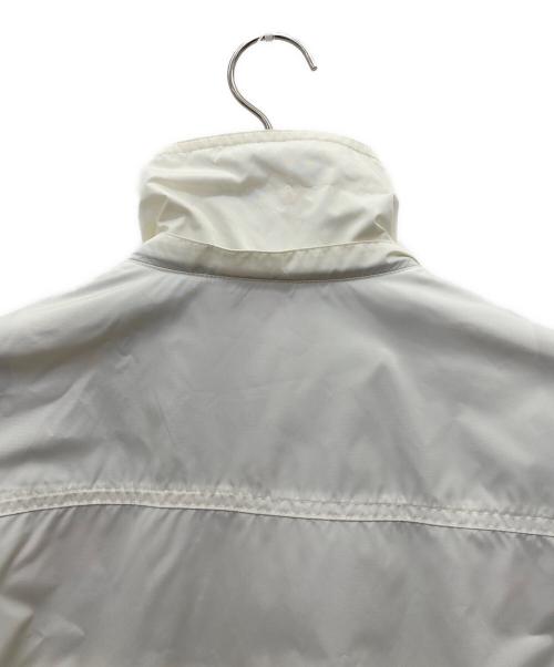 BLACK LABEL CRESTBRIDGE（ブラックレーベル クレストブリッジ）BLACK LABEL CRESTBRIDGE (ブラックレーベル クレストブリッジ) ナイロンジャケット ホワイト サイズ:Lの古着・服飾アイテム