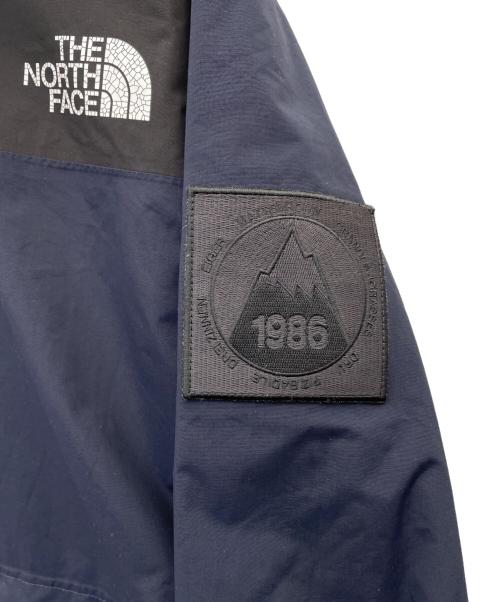 THE NORTH FACE（ザ ノース フェイス）THE NORTH FACE (ザ ノース フェイス) ナイロンジャケット　86マウンテンジャケット ネイビー×ブラック サイズ:Mの古着・服飾アイテム